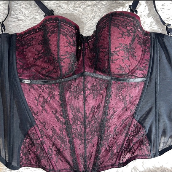 Masquerade Antoinette Basque, Ruby & Black, size 34D - never used ( no tag) - Picture 3 of 6